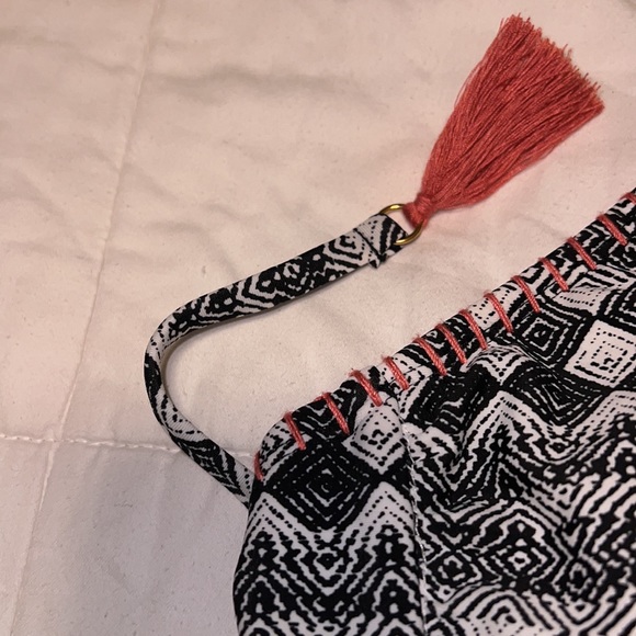 EUC Trippy Boho Halter Swim Top With Tassesls Size Medium (7-9) - Picture 5 of 7